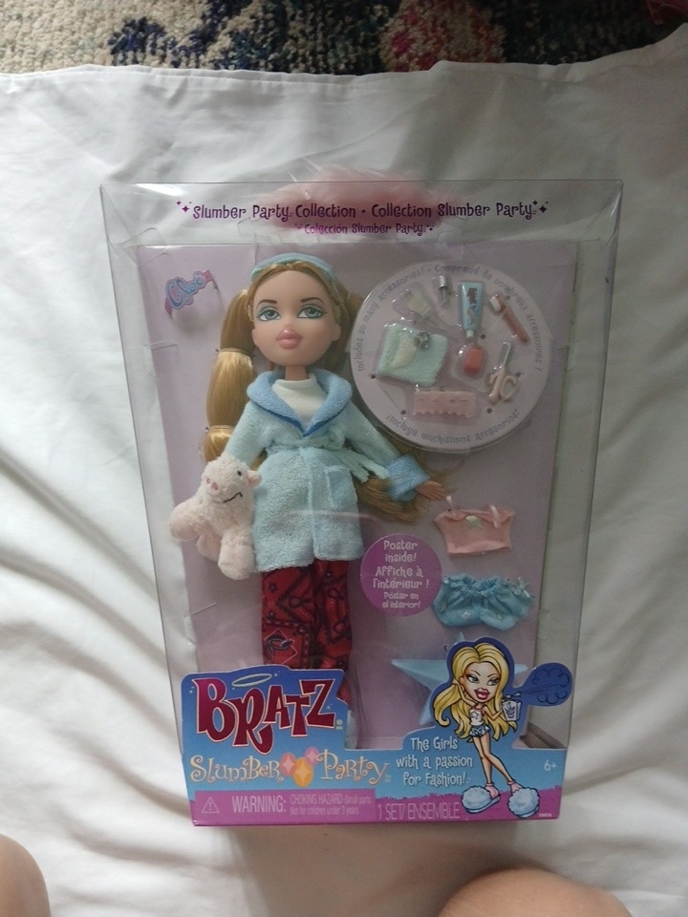 Bratz Slumber Party Cloe  Fashion Doll Set w/ Outfit & Accessories Sleepover